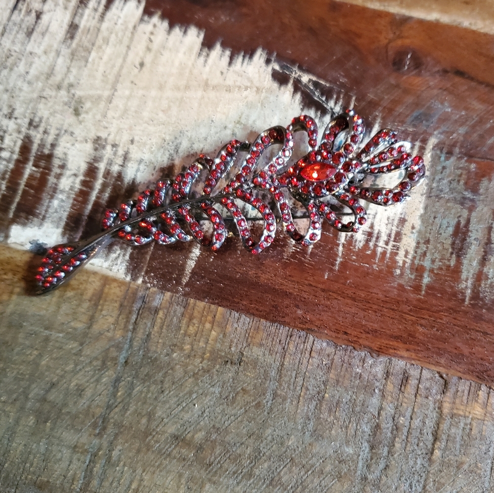 3.75" Vintage Unmarked Gun Metal w/ Red Stones Leaf Brooch